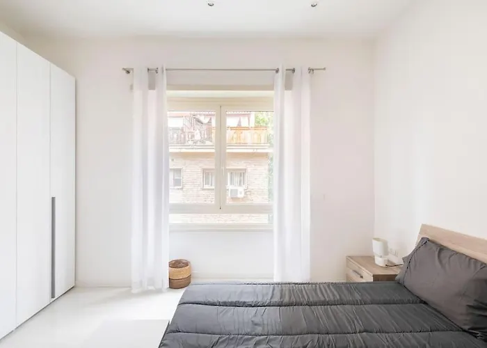-stazione Tiburtina•metro•wi-fi•netflix Apartment